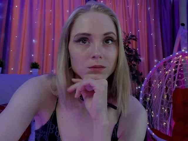 GinaLovely GinaLovely