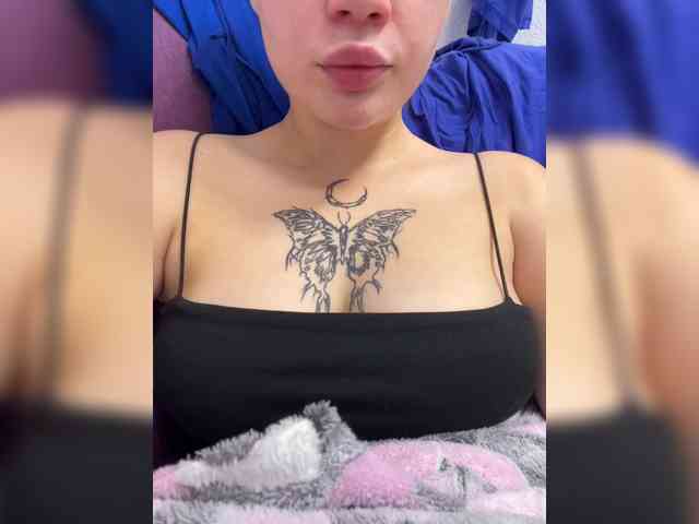 Irina1221 webcam