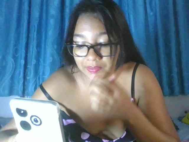 EmelyWhitte