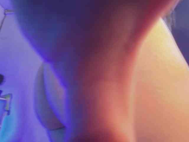 Chiaraa-Fiore webcam