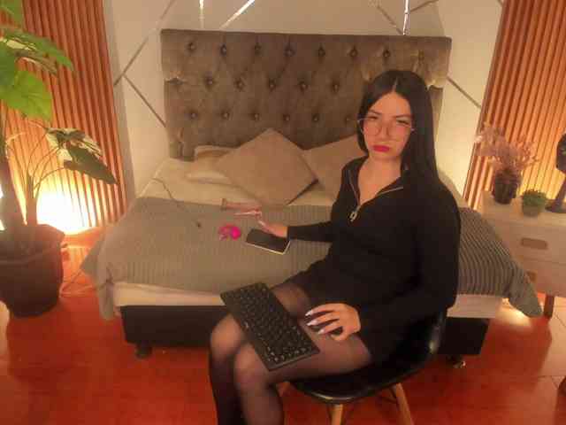 Chiaraa-Fiore webcam