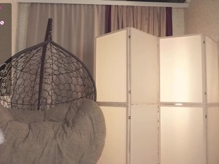 French-Eyes Porn Show