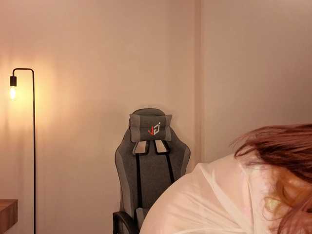 French-Eyes's BongaCams show and profile