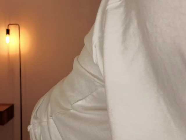 French-Eyes's BongaCams show and profile