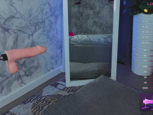 French-Eyes's BongaCams show and profile