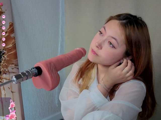 French-Eyes's BongaCams show and profile