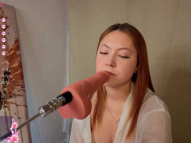 French-Eyes's BongaCams show and profile