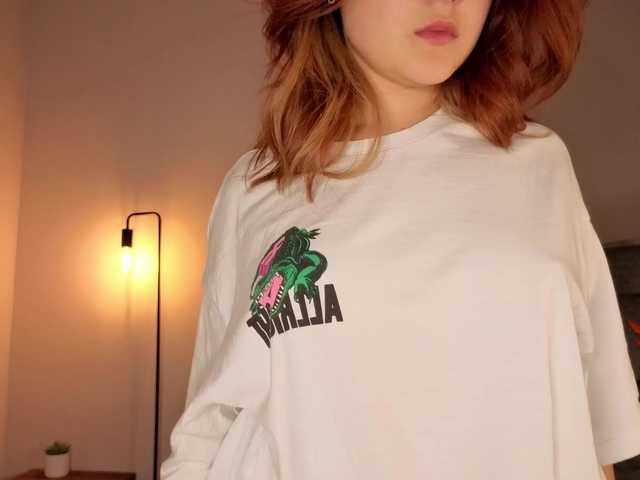 French-Eyes's BongaCams show and profile