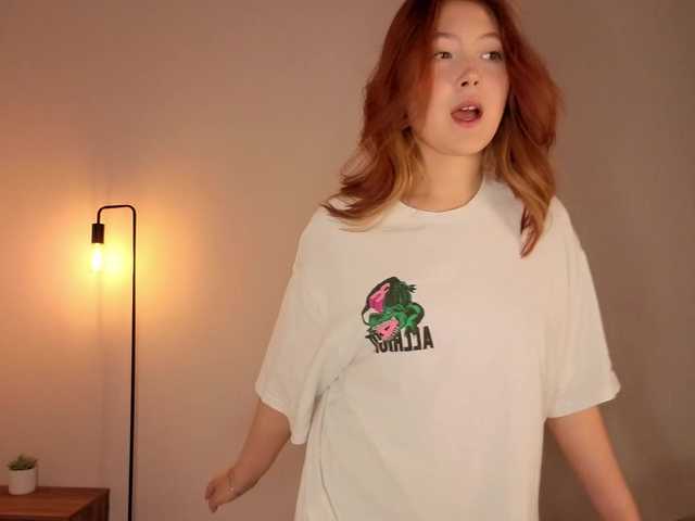 French-Eyes's BongaCams show and profile