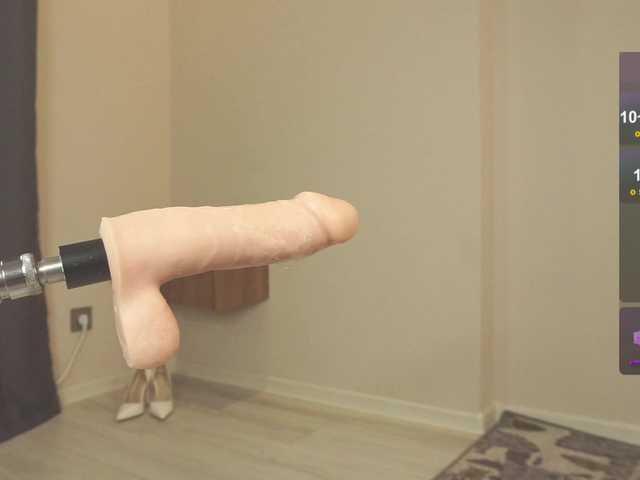 French-Eyes's BongaCams show and profile