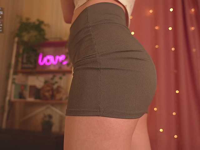 EvaSweet's BongaCams show and profile