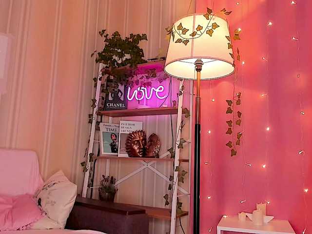 EvaSweet's BongaCams show and profile