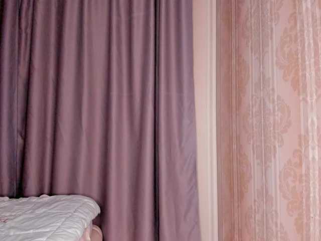 EvaSweet's BongaCams show and profile