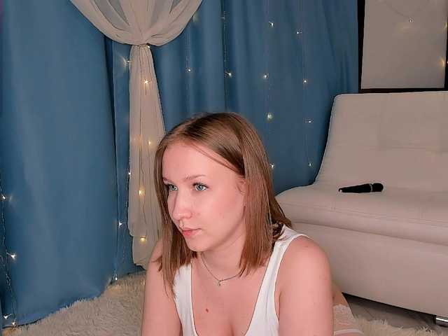 EvaSweet's BongaCams show and profile