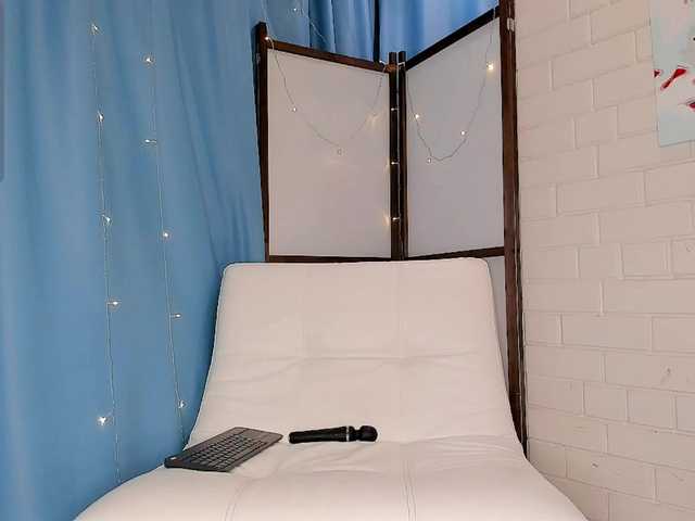 EvaSweet's BongaCams show and profile