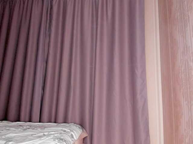 EvaSweet's BongaCams show and profile