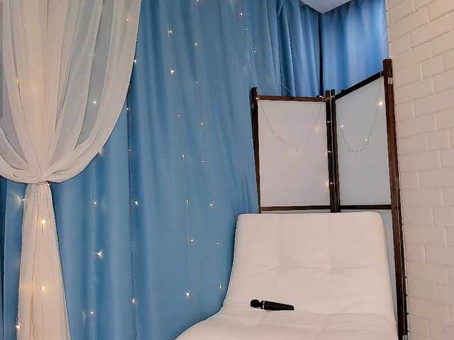 EvaSweet's BongaCams show and profile