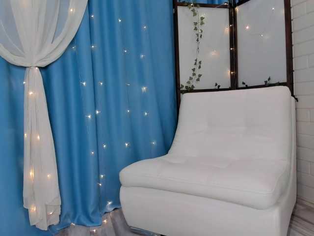 EvaSweet's BongaCams show and profile