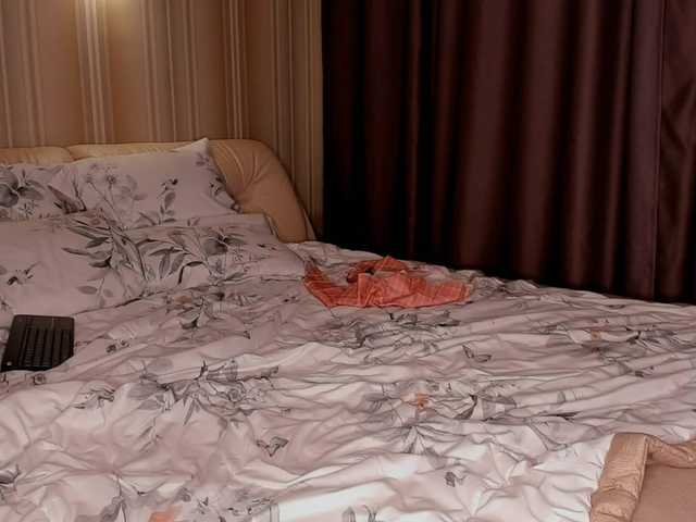 EvaSweet's BongaCams show and profile