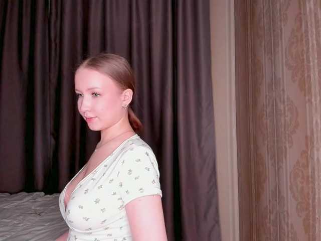 EvaSweet's BongaCams show and profile