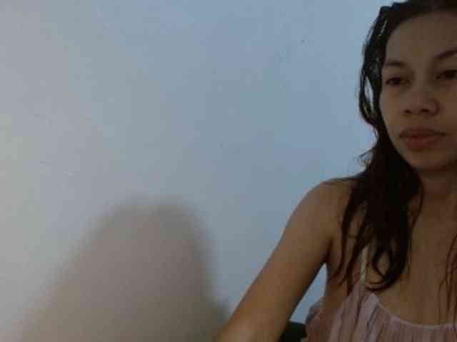 ArianneHeart webcam