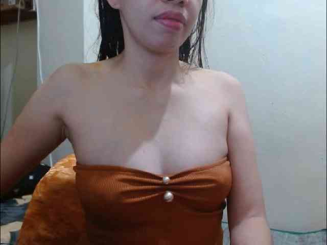 ArianneHeart webcam