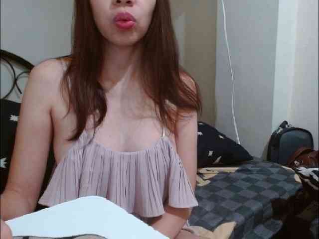 ArianneHeart webcam