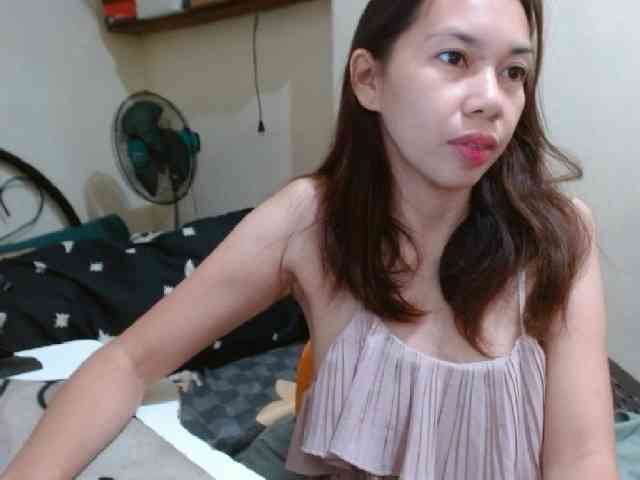 ArianneHeart webcam