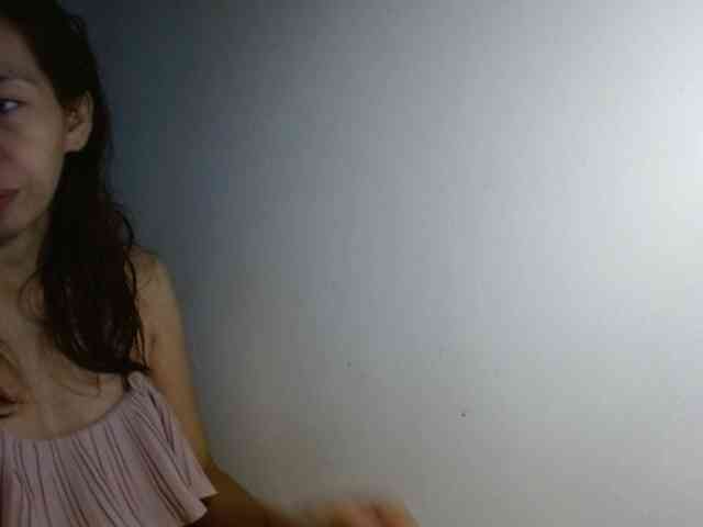 ArianneHeart webcam