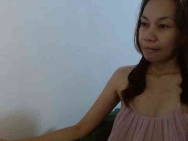 ArianneHeart webcam