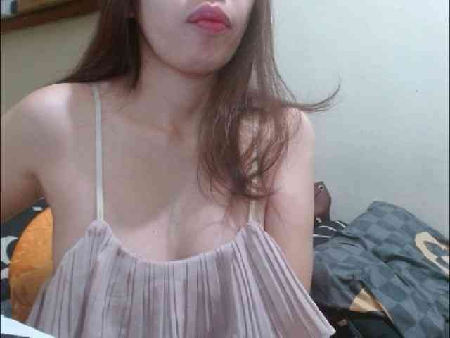 ArianneHeart webcam
