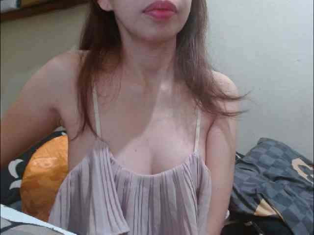 ArianneHeart webcam