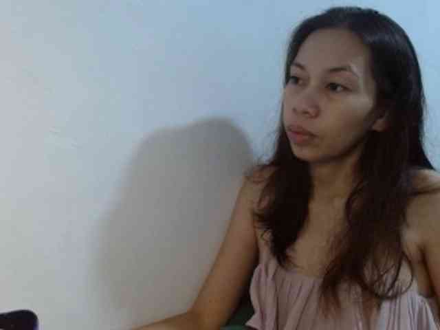 ArianneHeart webcam