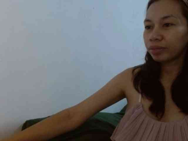 ArianneHeart webcam