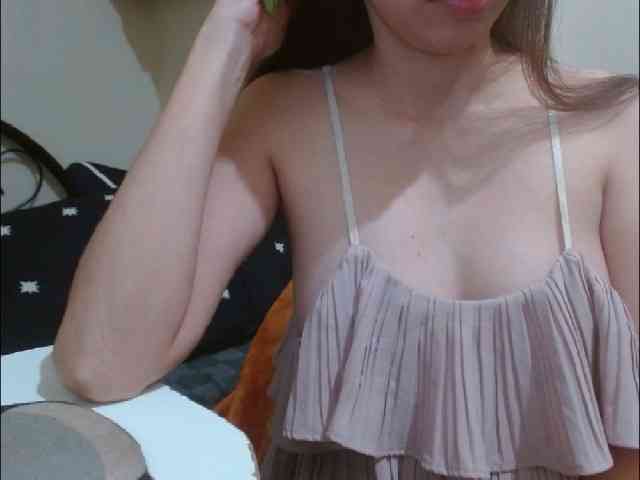 ArianneHeart webcam