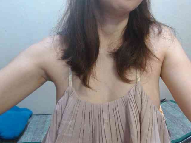 ArianneHeart webcam