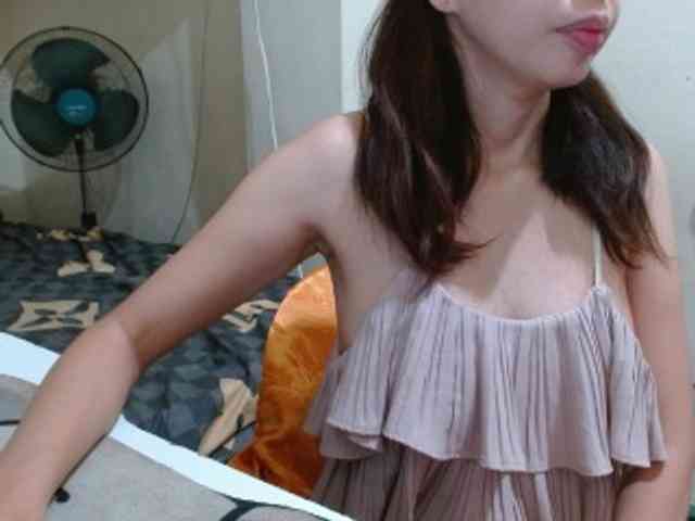 ArianneHeart webcam