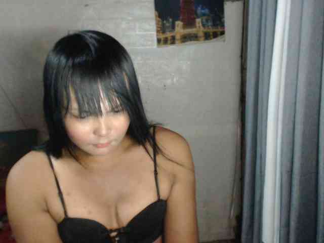 yourlovelyvenus Live Webcam on BongaCams