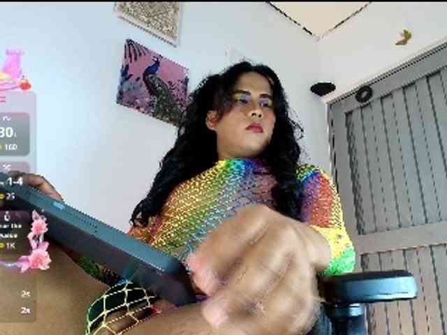angela-bigass Live Webcam on BongaCams