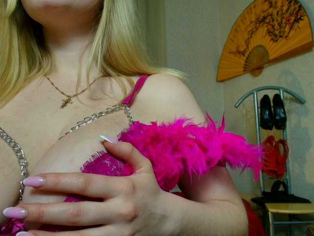 fairylight's BongaCams show and profile