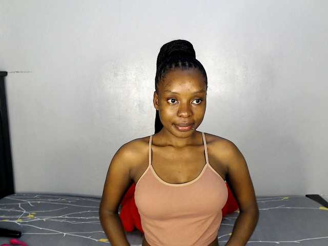 Veecatch's BongaCams show and profile