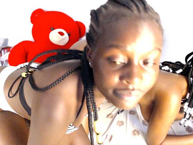 Veecatch's BongaCams show and profile