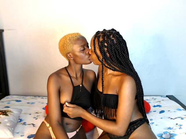 Veecatch's BongaCams show and profile