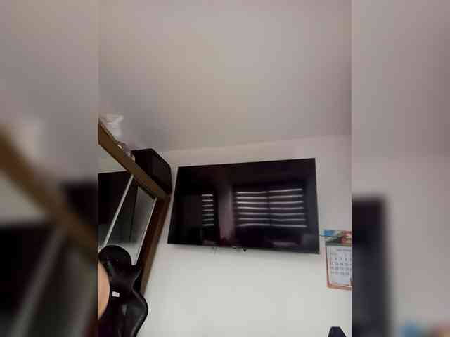 SrtaJhenny webcam