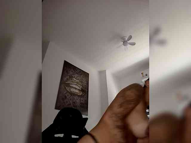 SrtaJhenny webcam