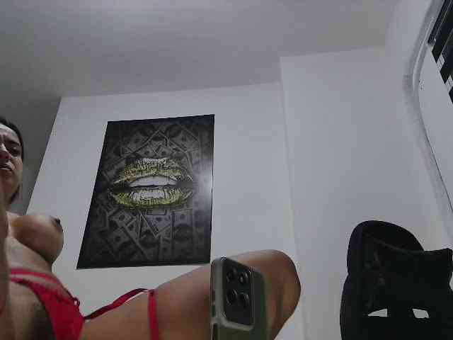 SrtaJhenny SrtaJhenny