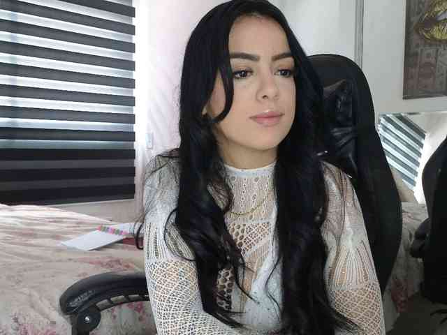 SrtaJhenny webcam