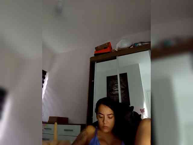 SrtaJhenny webcam