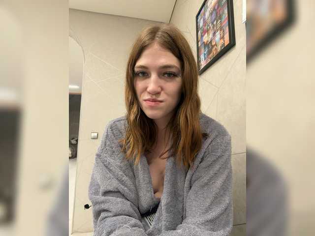Alinagilberd03's BongaCams show and profile