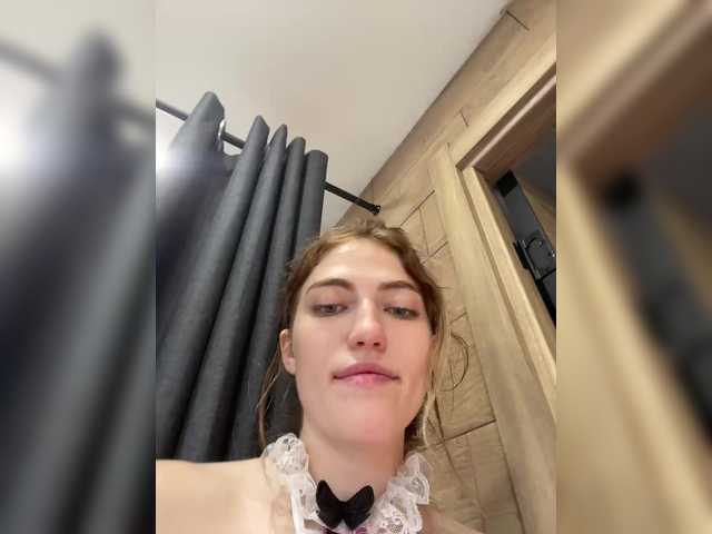 Alinagilberd03 chat room